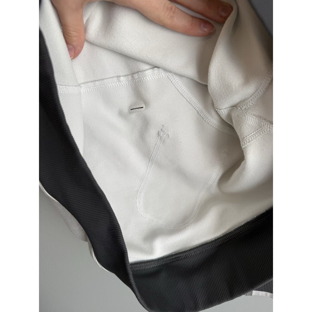 Lululemon Hoodie Womens S Gray Pullover Athleisure Stretch Top Performance - Picture 7 of 8